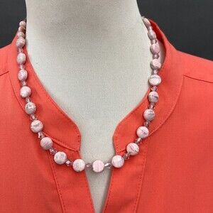 Pink Beads Beaded Glass Women's Fashion Necklace NWOT